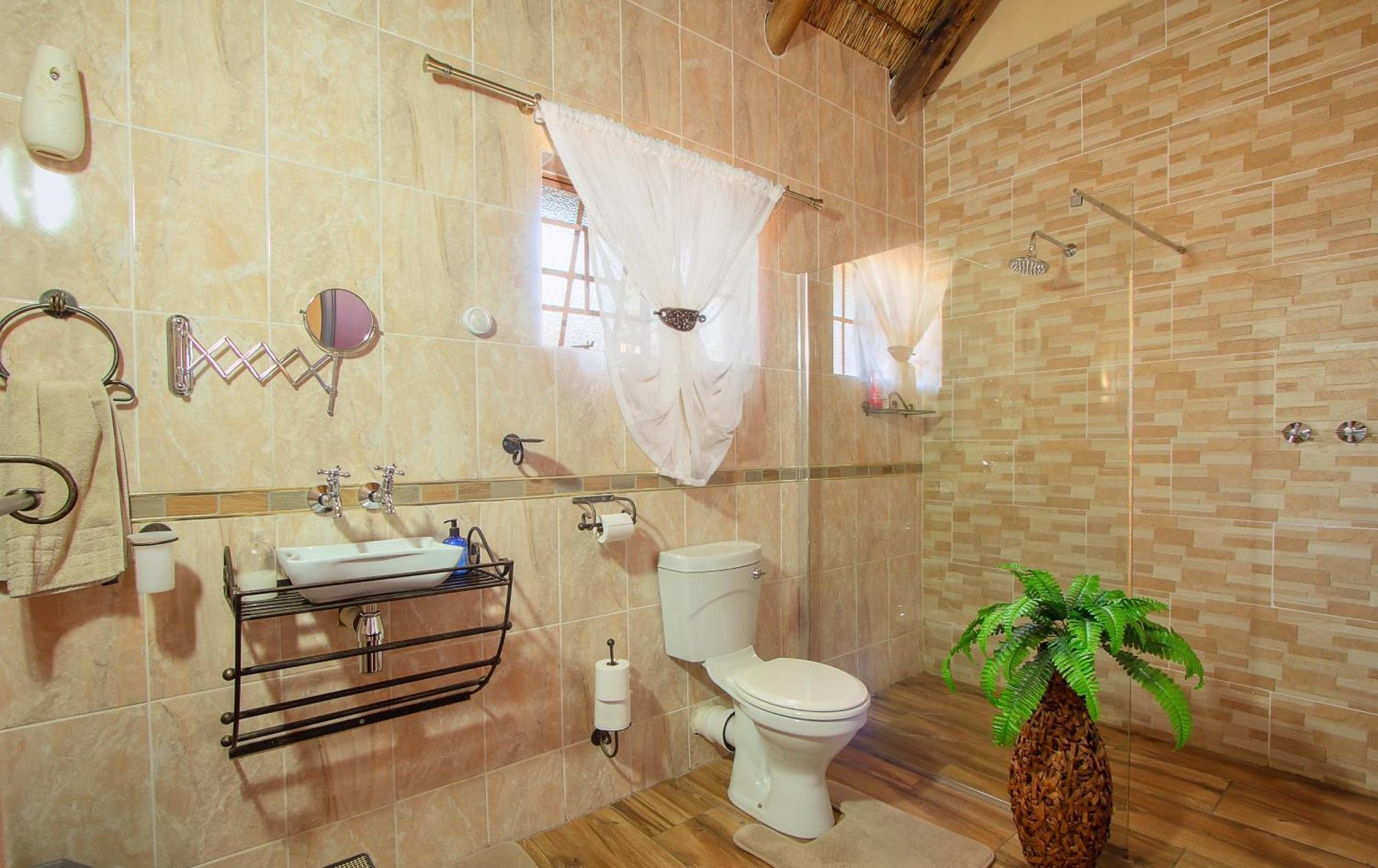 All Over Africa Guest House Kempton Park Exterior photo