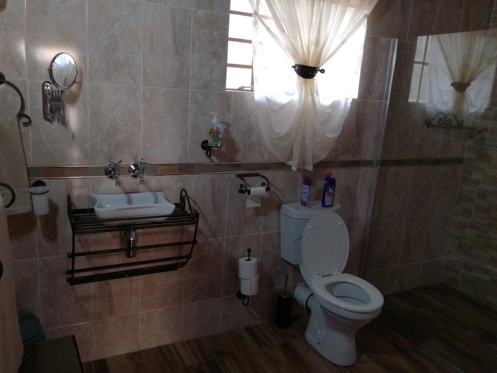 All Over Africa Guest House Kempton Park Exterior photo