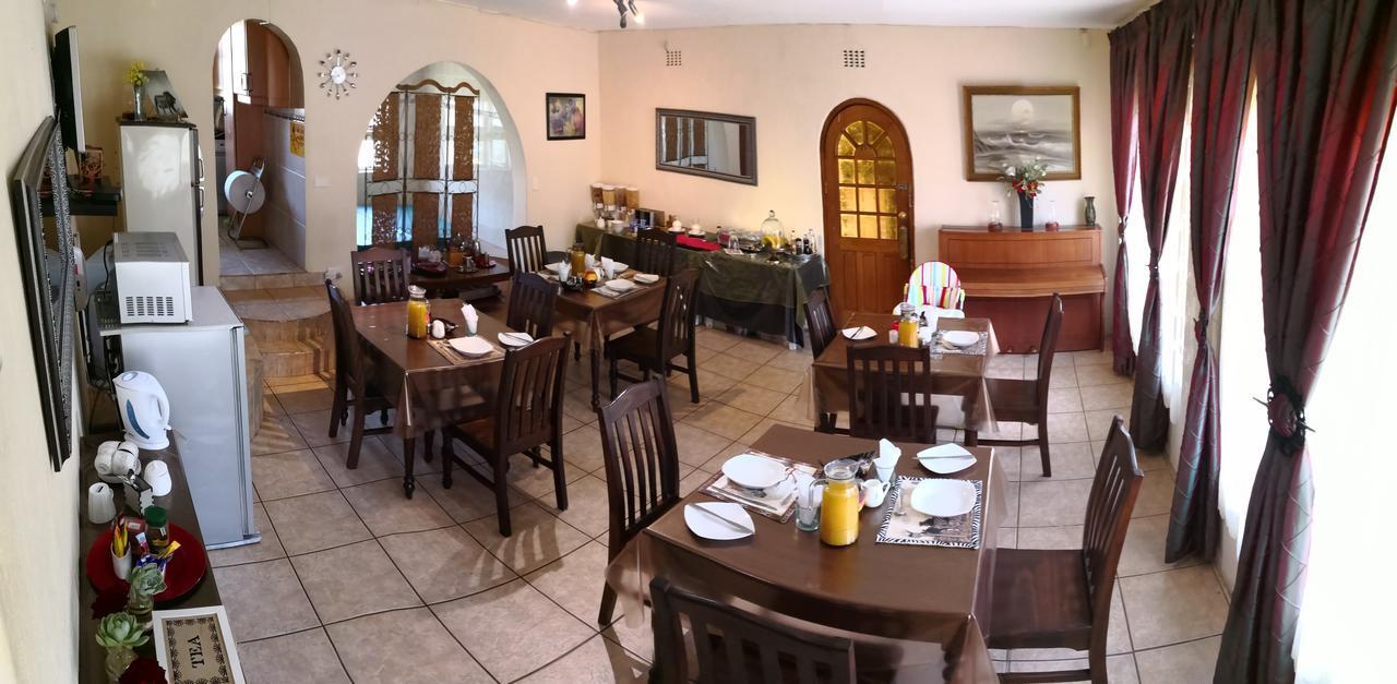 All Over Africa Guest House Kempton Park Exterior photo