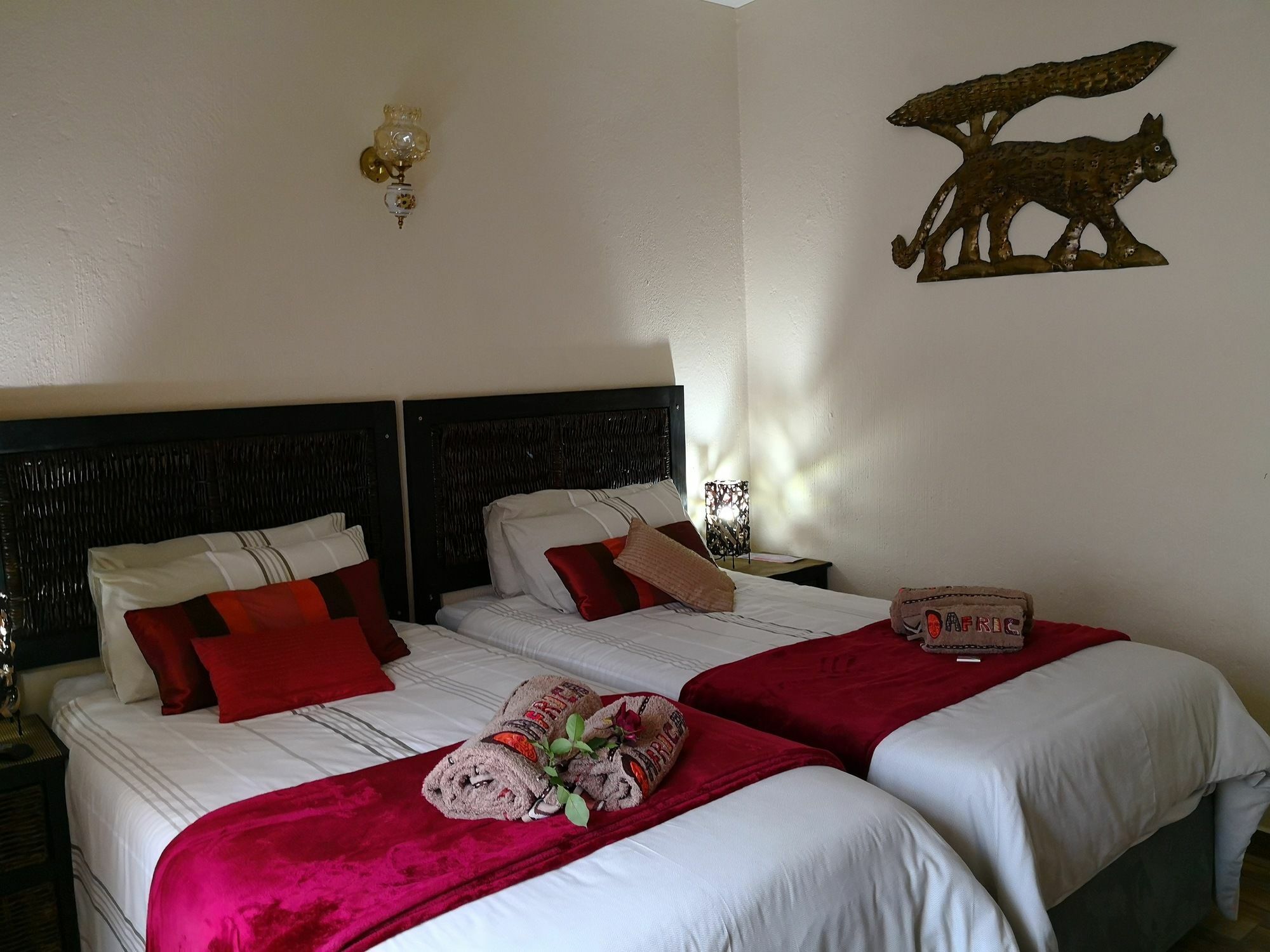 All Over Africa Guest House Kempton Park Exterior photo