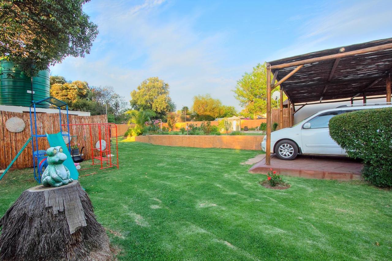 All Over Africa Guest House Kempton Park Exterior photo