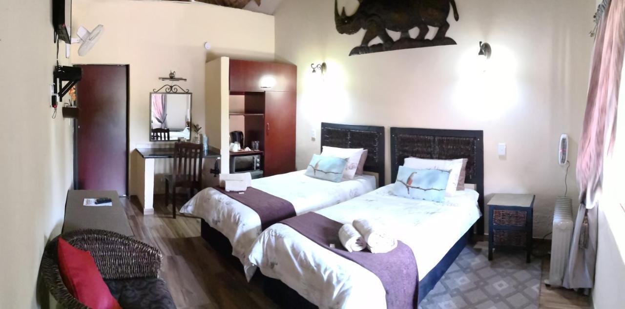 All Over Africa Guest House Kempton Park Exterior photo